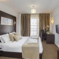 Hotel Raj